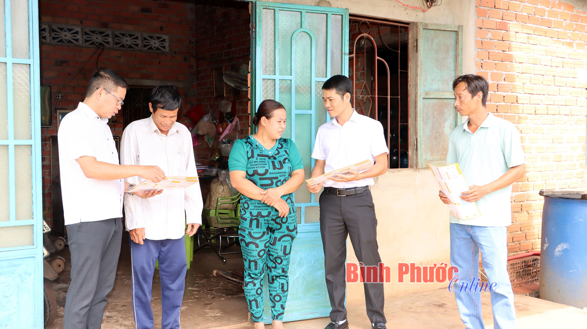 Nỗ lực bao phủ bảo hiểm y tế vùng biên