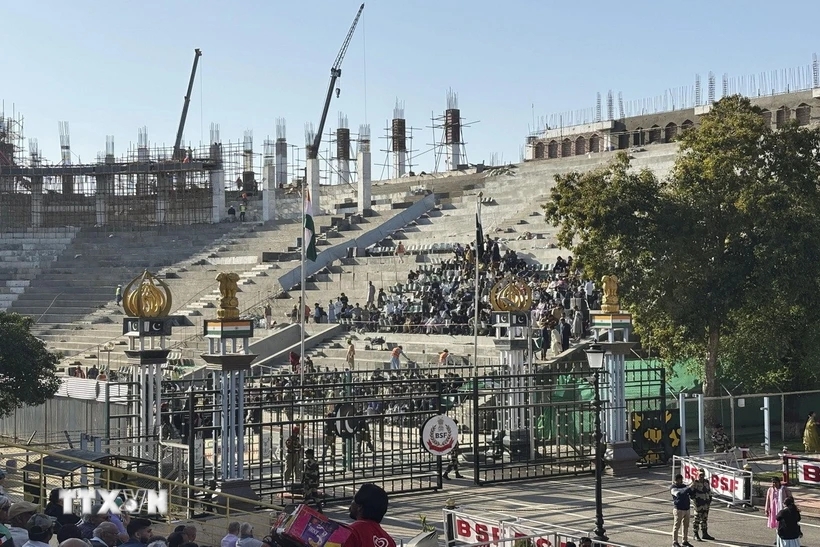 Pakistan tấn công dồn dập toàn tuyến biên giới phía Tây Ấn Độ