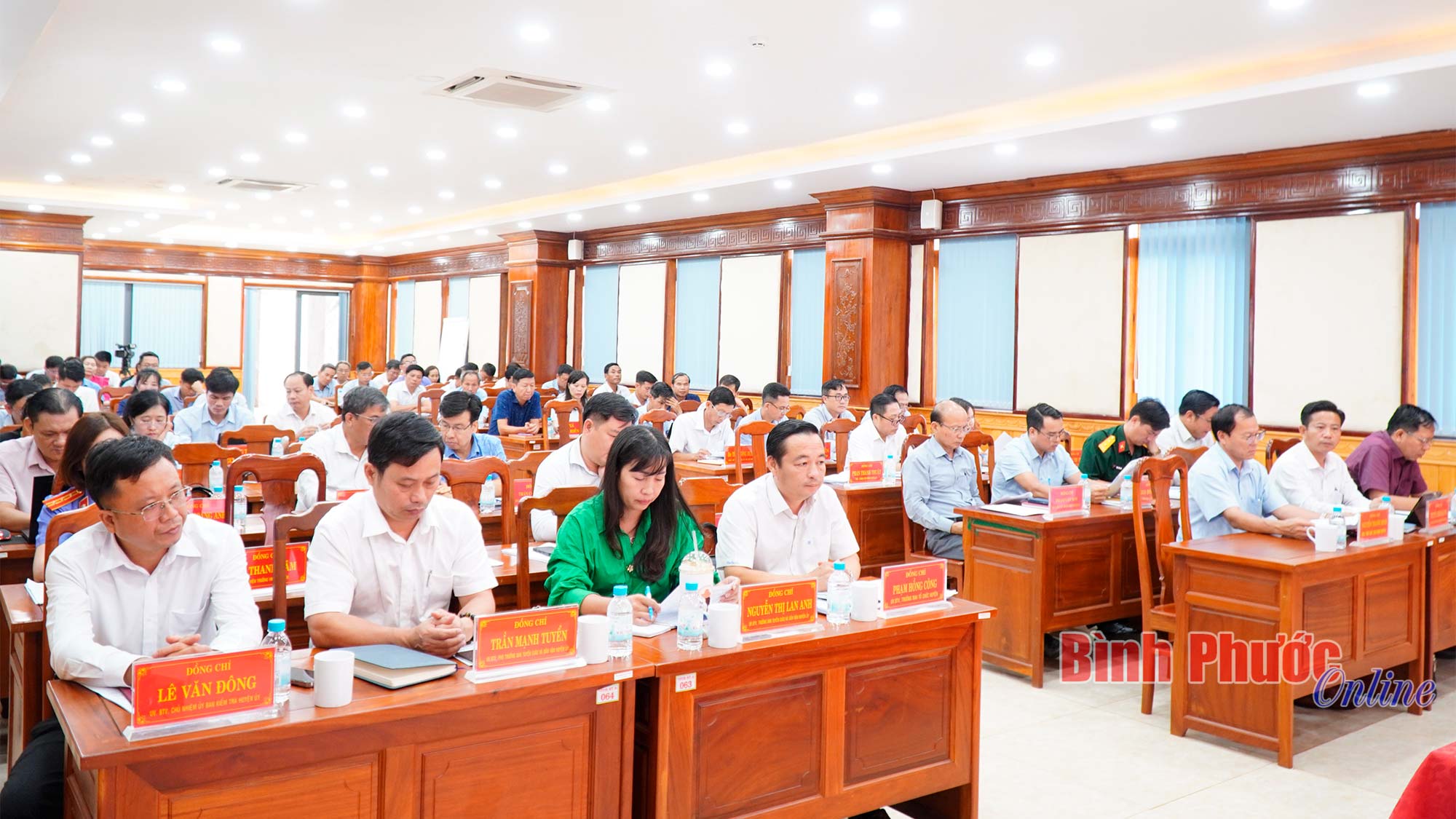 Phú Riềng thông qua các đề án đảm bảo các xã sau sáp nhập hoạt động hiệu lực, hiệu quả