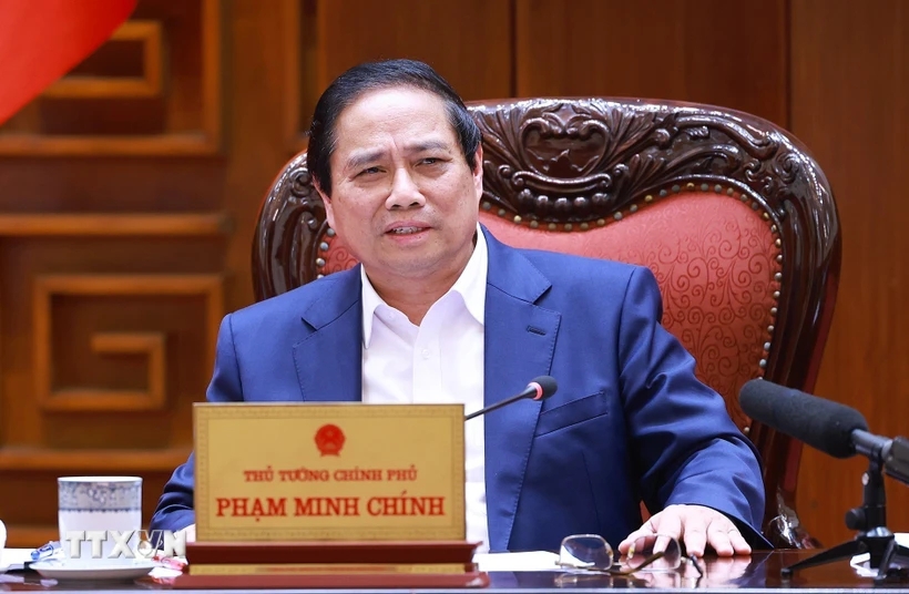 Thủ tướng chủ trì họp xây dựng dự thảo nghị quyết về y tế, giáo dục