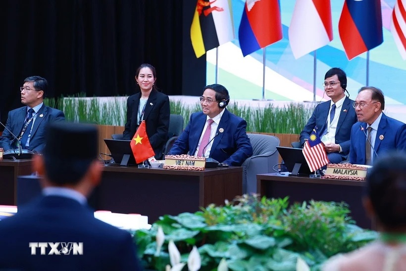 Thủ tướng: 'Thanh niên là chủ thể kiến tạo, dẫn dắt ASEAN trong tương lai'