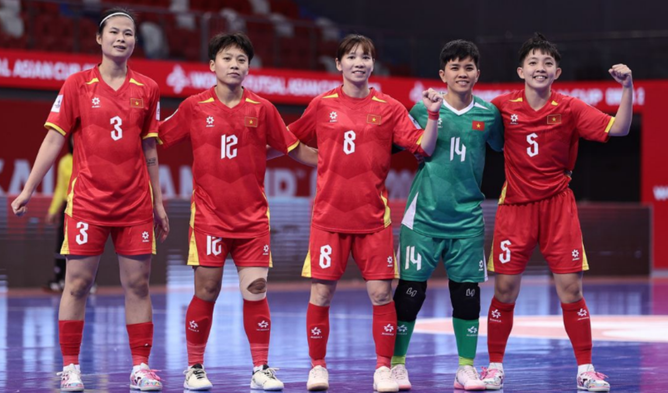 Tuyển futsal nữ Việt Nam toan tính đường dài