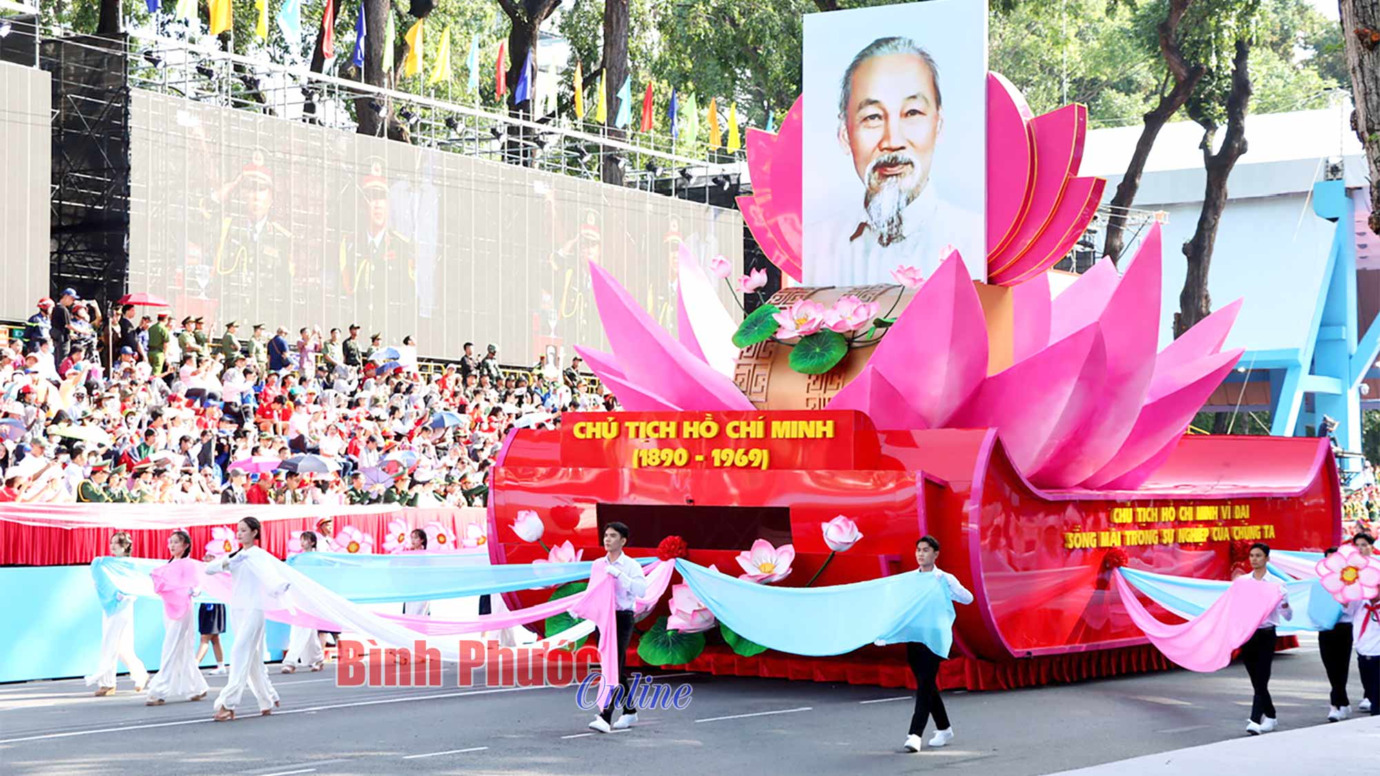 Viết tiếp câu chuyện hòa bình