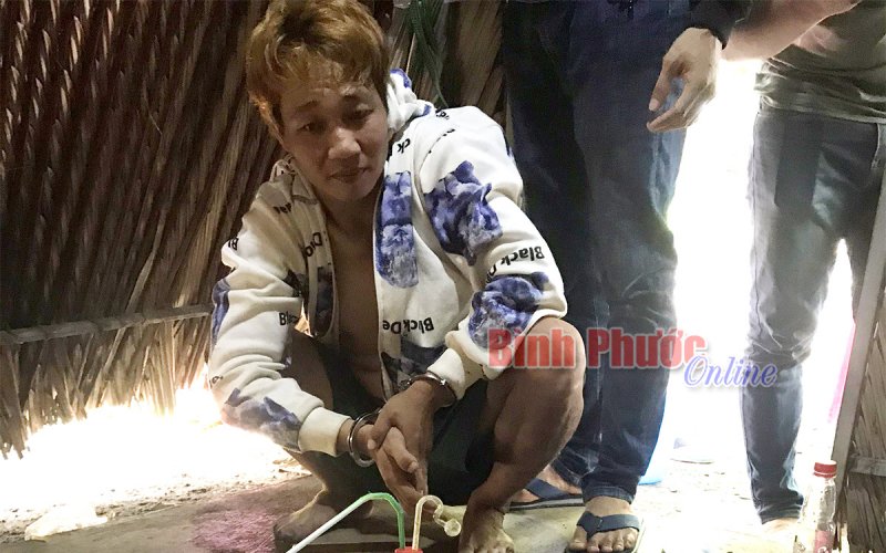 Bù Đốp bắt đối tượng mua bán trái phép chất ma túy