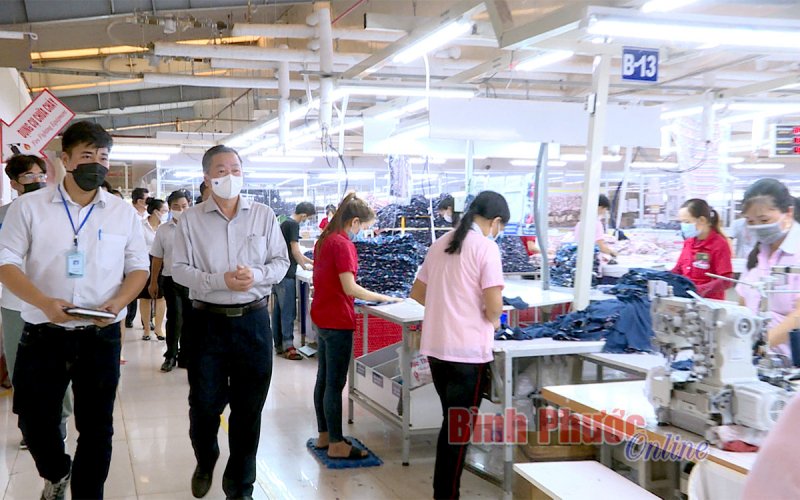 Chính quyền, doanh nghiệp phải đặc biệt quan tâm đến công tác khử khuẩn