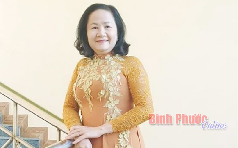Cô Tuyết từ thiện