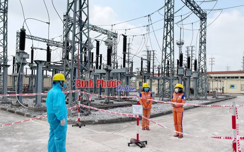 EVN ủng hộ 400 tỷ đồng cho Quỹ vaccine phòng, chống Covid-19