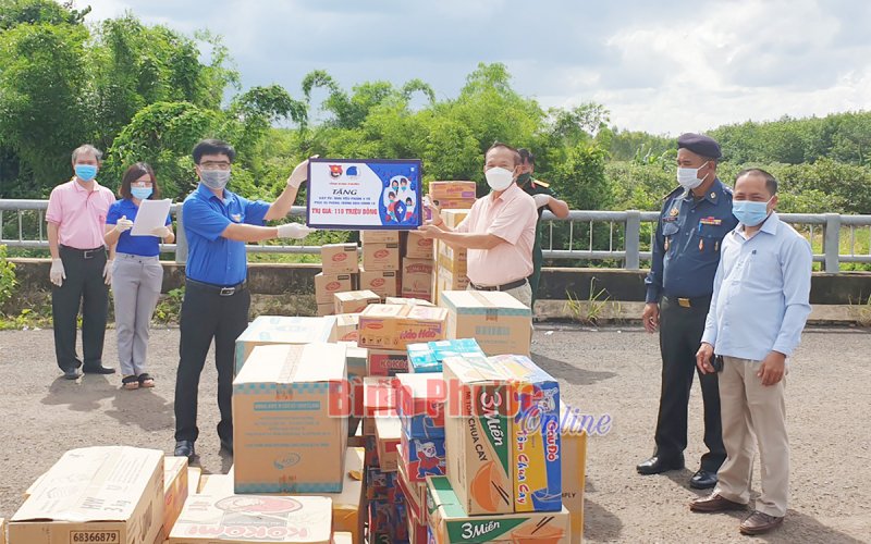 Tuổi trẻ Bình Phước chung sức chống dịch