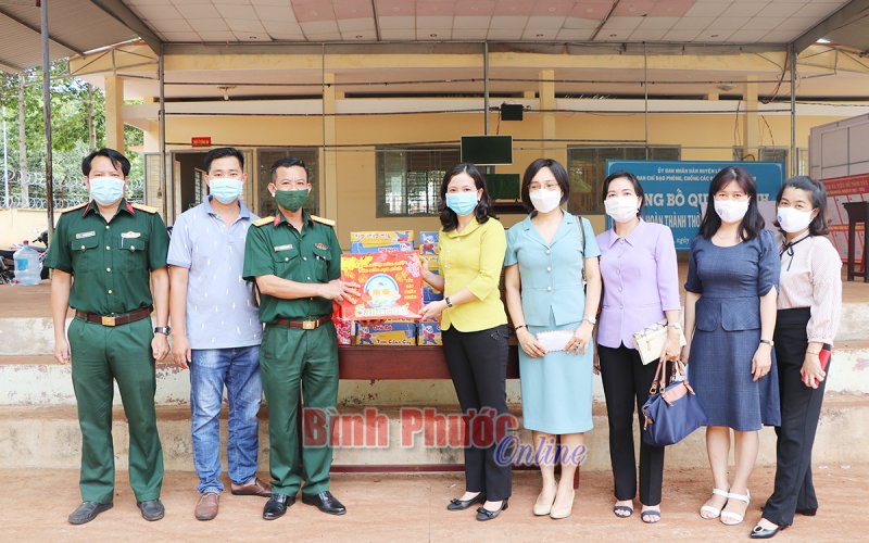 Hội liên hiệp Phụ nữ tỉnh Bình Phước tiếp sức cho tuyến đầu chống dịch