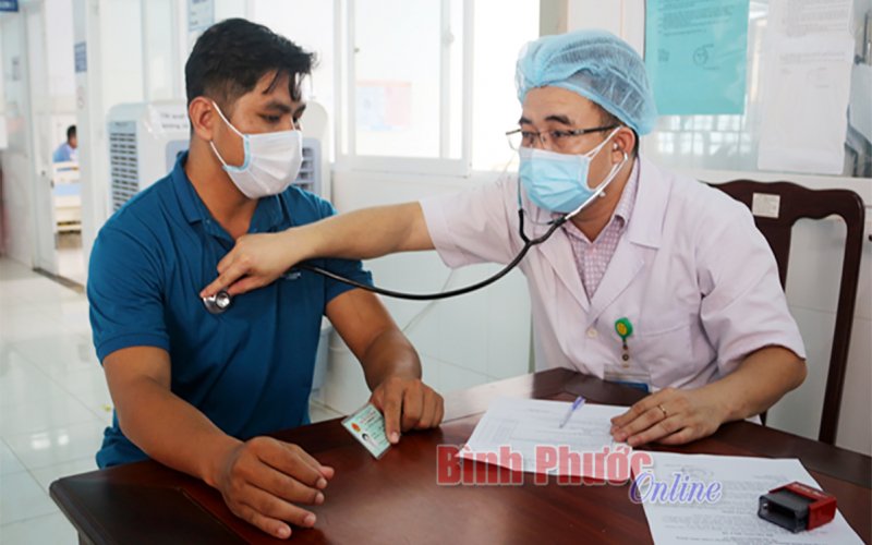 Hớn Quản: 1.530 đối tượng được tiêm vắc-xin phòng, Covid-19 mũi 1, đợt 2