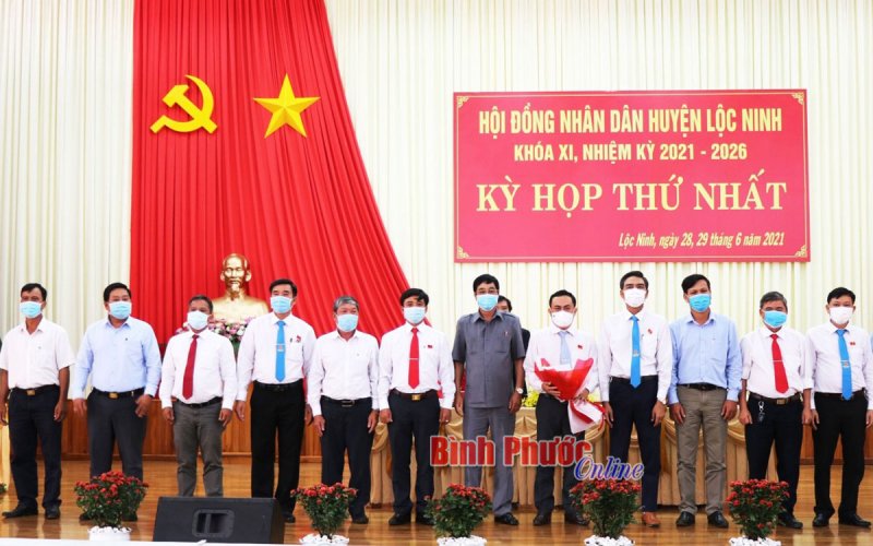 Lộc Ninh bầu các chức danh chủ chốt HĐND, UBND huyện nhiệm kỳ 2021-2026