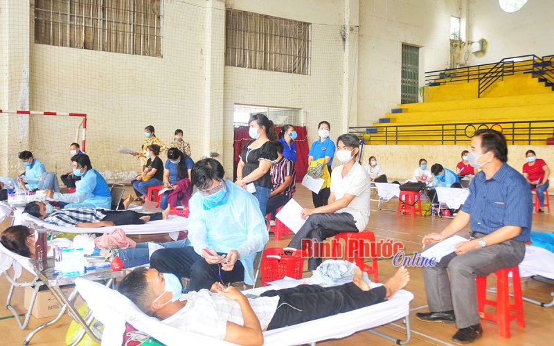 Những giọt máu hồng, chung tay đẩy lùi Covid-19