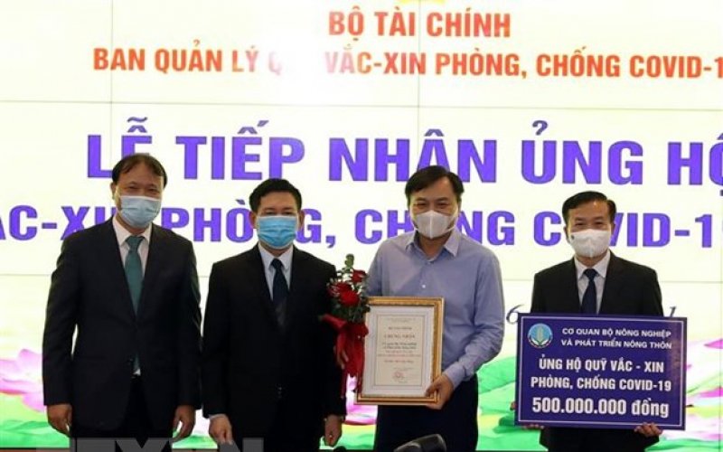 Quỹ vaccine phòng COVID-19 đã tiếp nhận tổng cộng 7.713 tỷ đồng