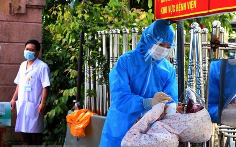 Thêm 6 ca dương tính với SARS-CoV-2 ở Hà Tĩnh, gồm em bé một tuổi