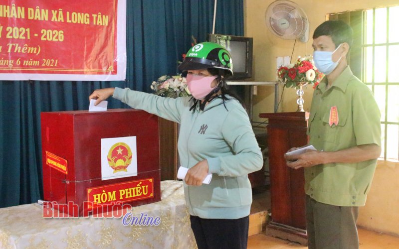 Tổ bầu cử số 5, xã Long Tân bầu bổ sung đại biểu HĐND xã nhiệm kỳ 2021-2026