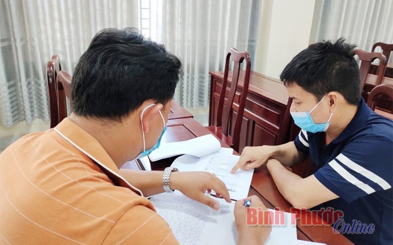 Triệt phá đường dây cá độ bóng đá tiền tỷ qua mạng, bắt giữ 8 đối tượng