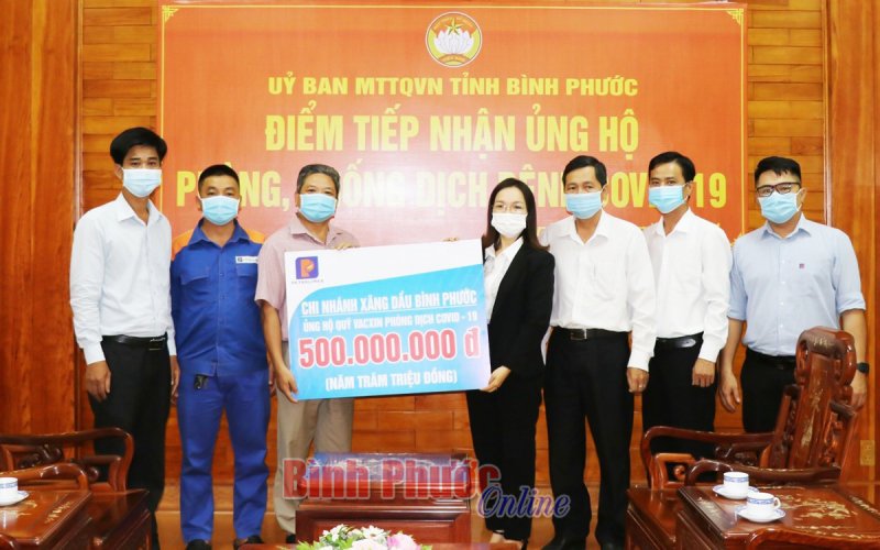 UBMTTQVN tỉnh tiếp nhận tiền ủng hộ Quỹ phòng, chống Covid-19