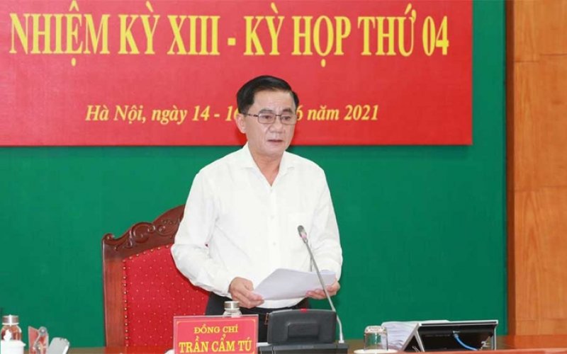 Xem xét, thi hành kỷ luật một số tập thể, cá nhân vi phạm