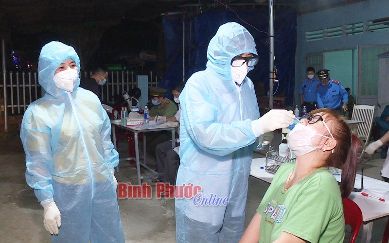 Yêu cầu xử lý nghiêm người từ vùng dịch lén lút vào Bình Phước giao dịch đất đai