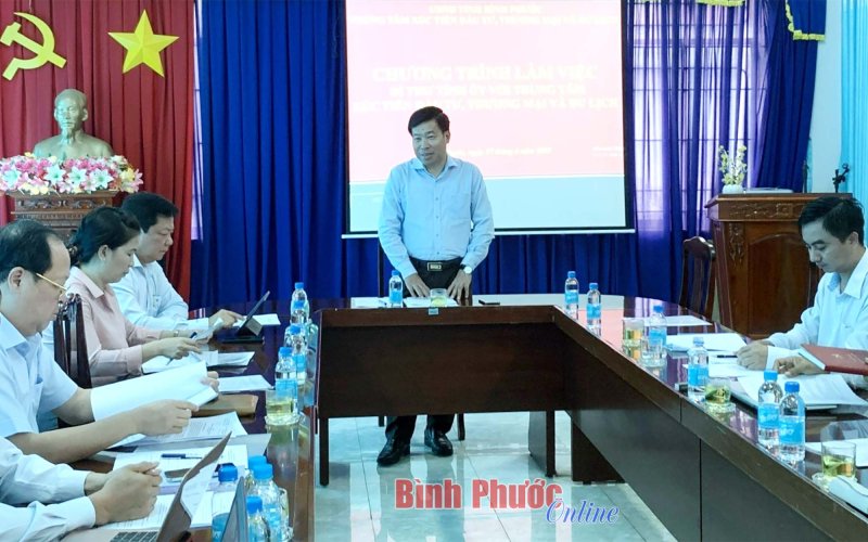 Bí thư Tỉnh ủy Nguyễn Mạnh Cường làm việc với Trung tâm Xúc tiến đầu tư, Thương mại và Du lịch