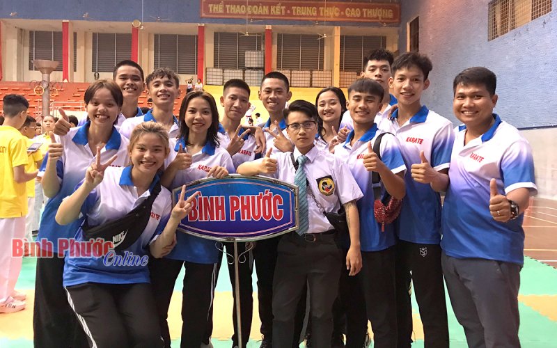 Bình Phước đoạt 2 huy chương vàng Giải vô địch karate miền Nam