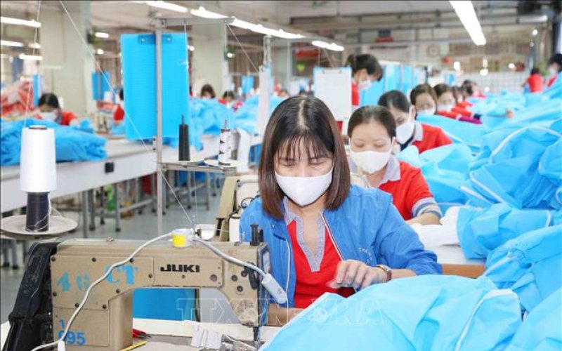 Bộ LĐTBXH giữ quan điểm đề xuất tăng lương tối thiểu vùng từ 1-7