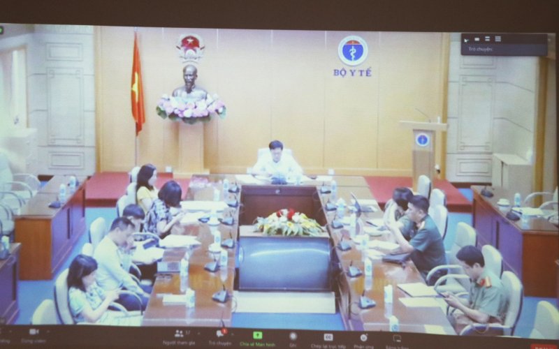 Bộ Y tế kiểm điểm tiến độ triển khai tiêm vắc xin phòng Covid-19