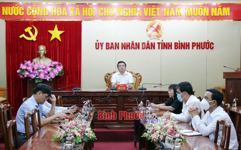 Còn nhiều vướng mắc trong đấu thầu, mua sắm thuốc, trang thiết bị, vật tư y tế