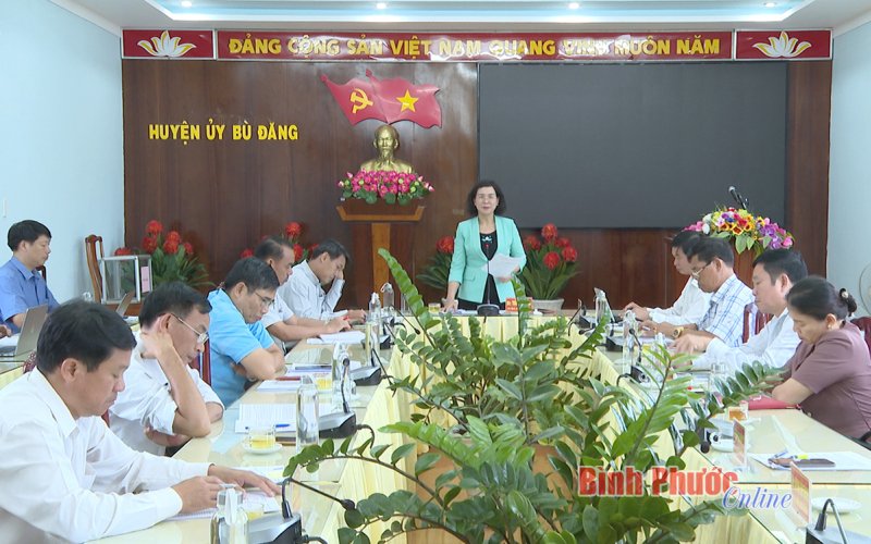 Đẩy mạnh giải ngân vốn đầu tư công phục vụ cho phát triển kinh tế - xã hội