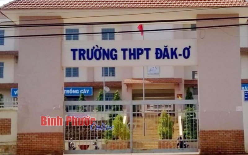 Hiệu trưởng Trường THPT Đắk Ơ tử vong, nghi do rơi lầu