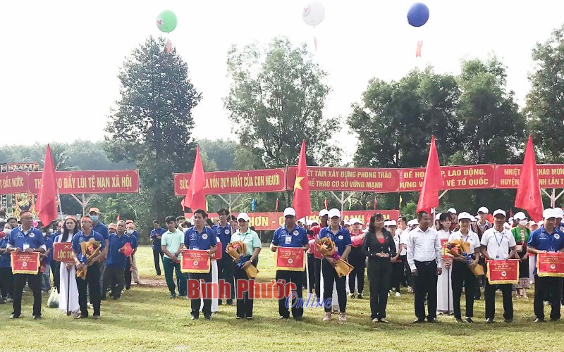 Hơn 1.000 VĐV tham dự Đại hội Thể dục, thể thao huyện Lộc Ninh lần thứ IX