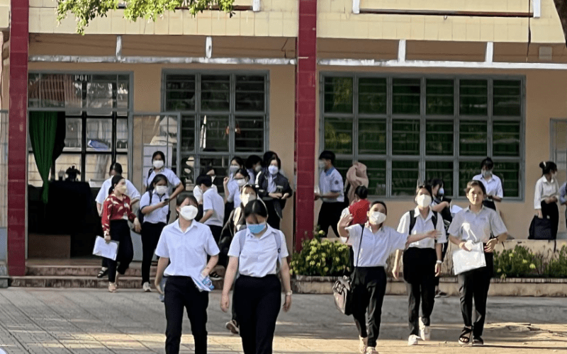 Kỳ thi tuyển sinh vào lớp 10: Đề thi môn Văn hay nhưng khó