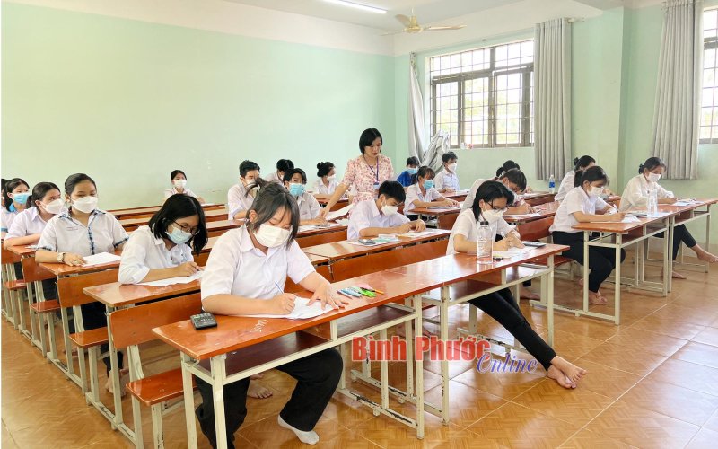 Kỳ thi tuyển sinh vào lớp 10: Đề thi phù hợp với sức học của thí sinh
