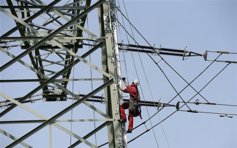 Nhật Bản kêu gọi các doanh nghiệp và hộ gia đình tiết kiệm điện