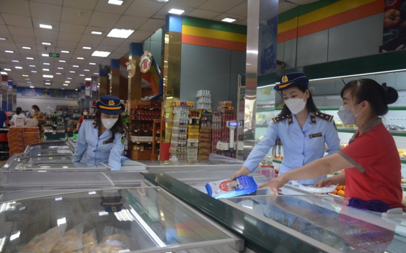 Tăng cường quản lý thị trường, tạo niềm tin cho du khách đến Quảng Ninh