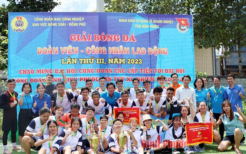Bình Phước: Bế mạc Giải bóng đá đoàn viên, công nhân người lao động lần thứ III