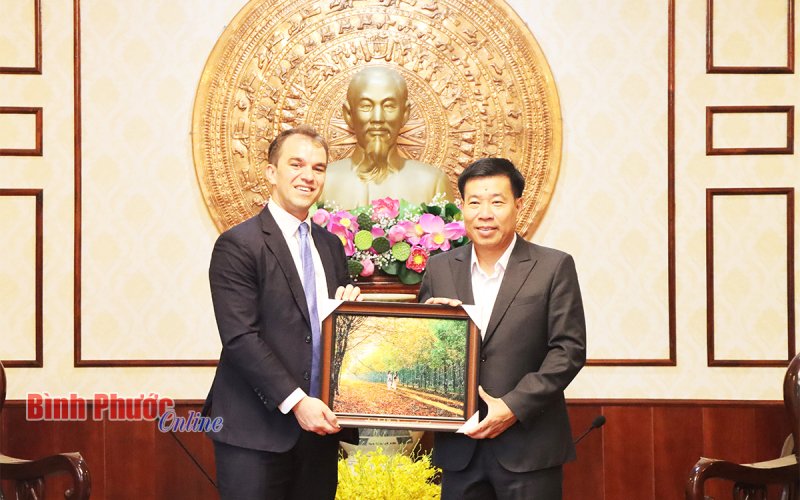 Bình Phước: Bí thư Tỉnh ủy tiếp Tập đoàn John Swire & Sons tìm hiểu cơ hội đầu tư