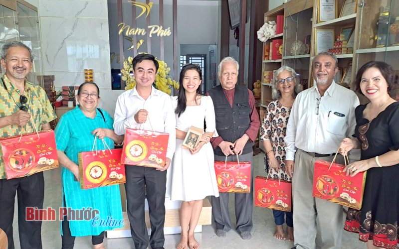 Bình Phước: Đoàn chuyên gia Ấn Độ thăm Công ty TNHH MEDIFOOD.IO tại Chơn Thành