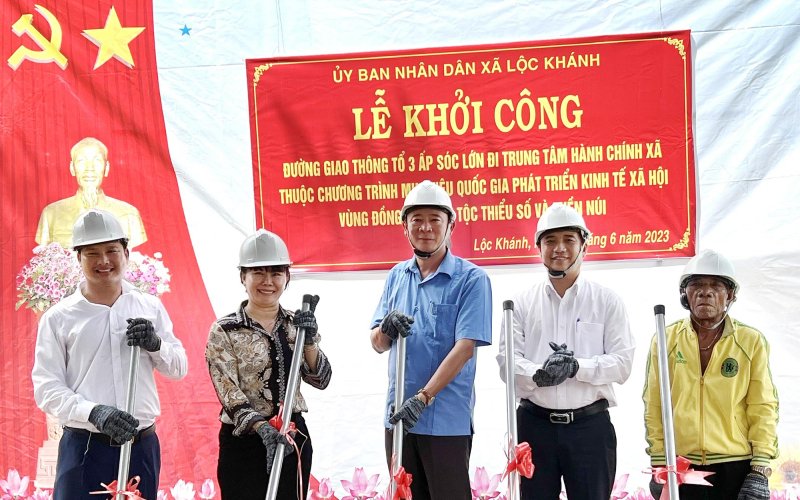 Bình Phước: Khởi công đường giao thông thuộc Chương trình mục tiêu quốc gia phát triển KT-XH vùng đồng bào DTTS và miền núi