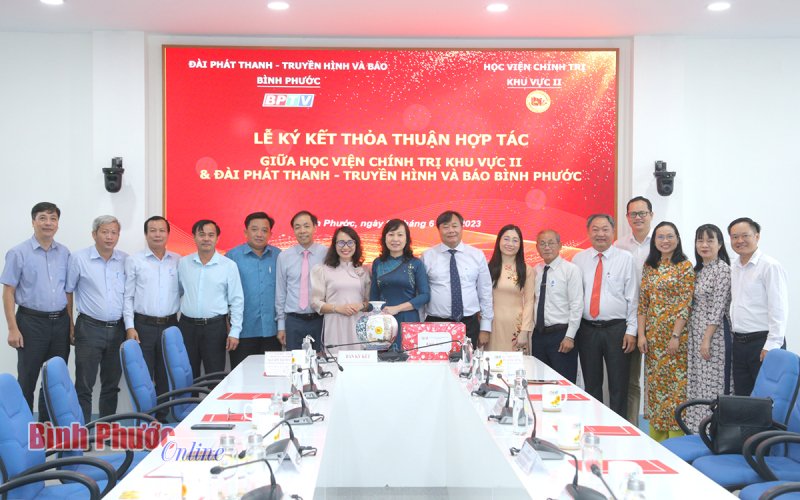 BPTV ký kết thỏa thuận hợp tác với Học viện Chính trị khu vực II