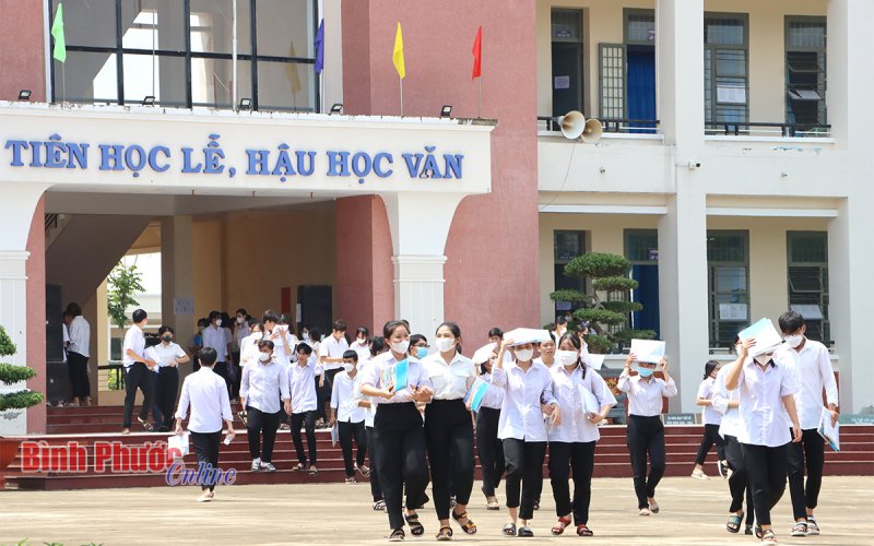 Các môn thi tổ hợp có sự phân hóa rõ rệt