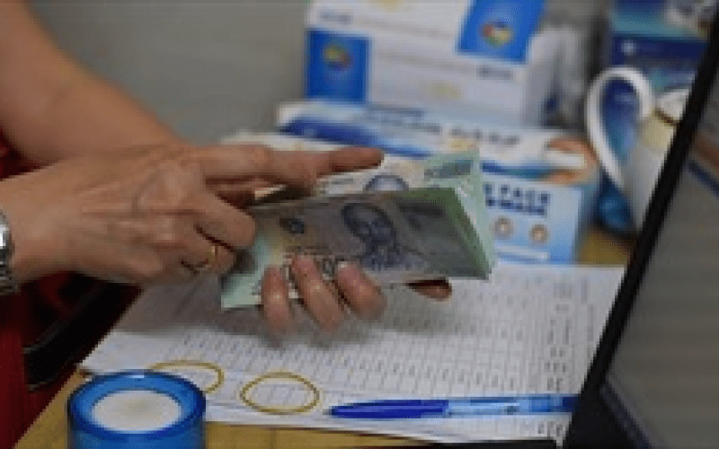 Công nhân lao động làm tại doanh nghiệp có được hưởng quyền lợi khi tăng lương cơ sở?