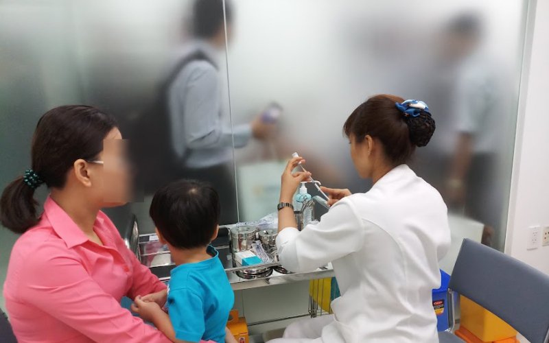 Đề xuất giải pháp tháo gỡ cơ chế, đảm bảo cung ứng đủ vaccine cho Chương trình tiêm chủng mở rộng