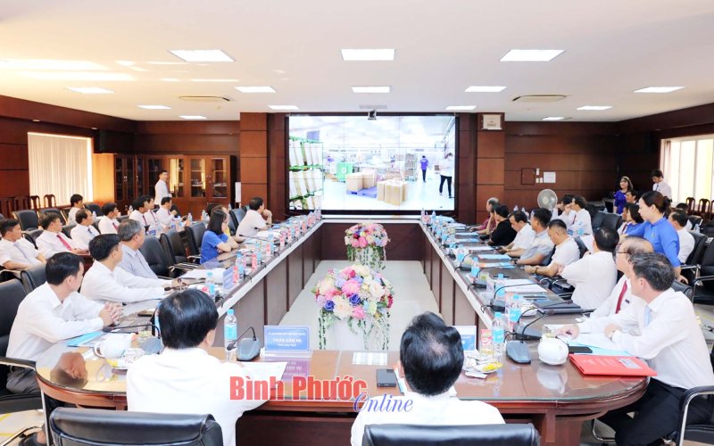 Điện lực Bình Phước tri ân khách hàng sử dụng điện