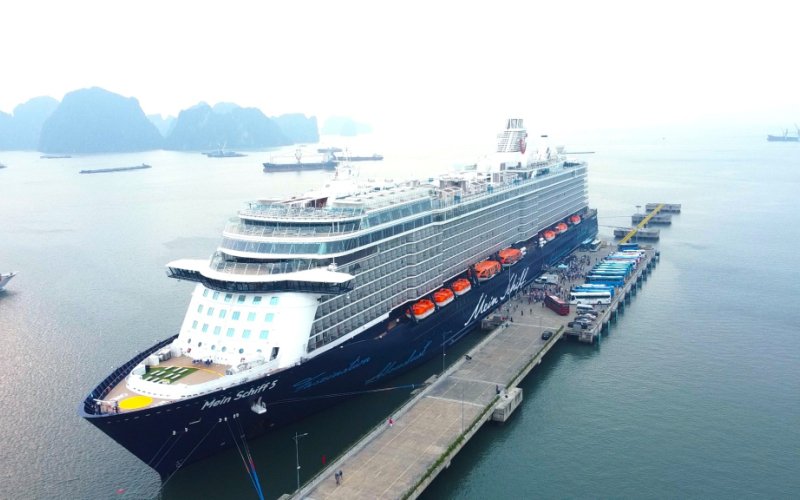 Đột phá từ kinh tế biển