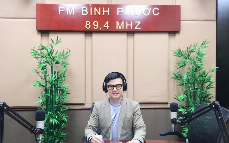 Hành trình làm phát thanh viên