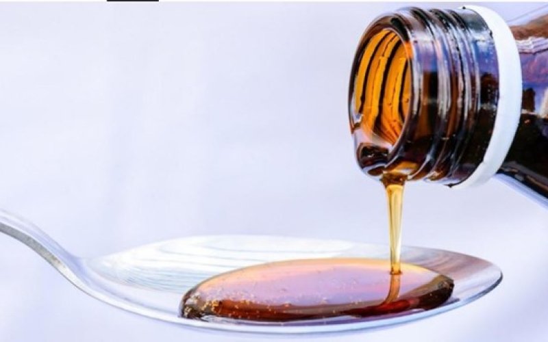 Indonesia: Hơn 200 trẻ em tử vong sau khi uống siro ho nhiễm độc