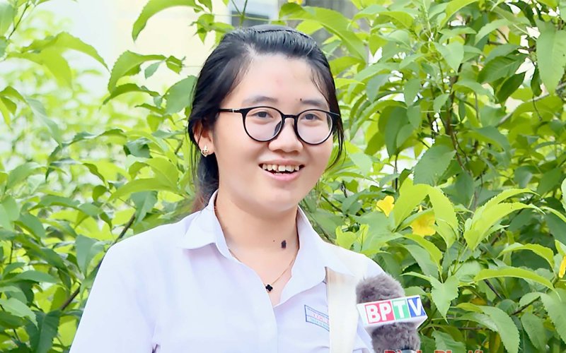 Môn Toán tập trung chủ yếu kiến thức ở chương trình lớp 12