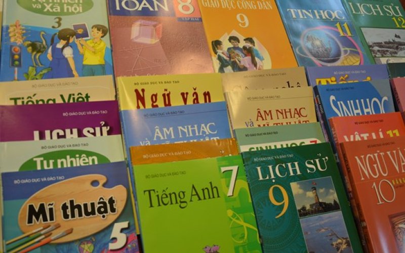 Nhà xuất bản Giáo dục công bố giá sách giáo khoa mới lớp 4, 8, 11