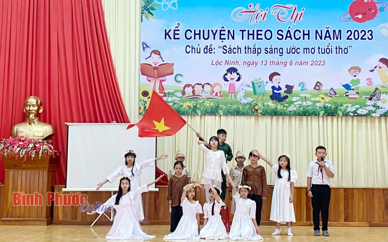  'S&aacute;ch thắp s&aacute;ng ước mơ tuổi thơ'